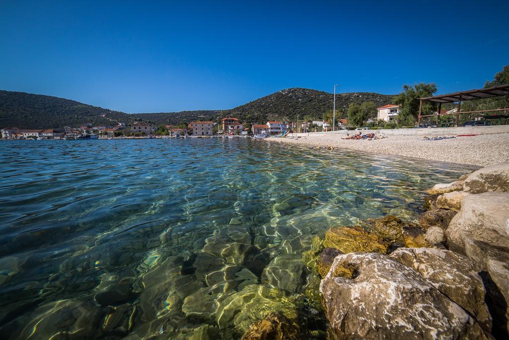 Villa Albatros Vinišće Exterior foto