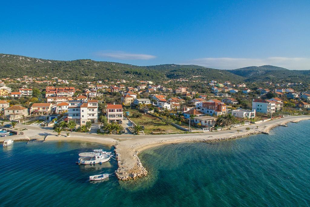 Villa Albatros Vinišće Exterior foto